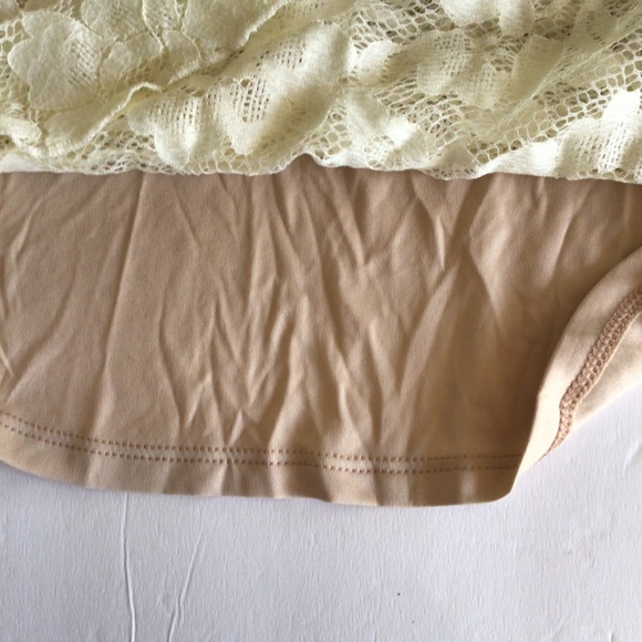 EXPRESS WHITE LACE CAGED FRONT CAMISOLE MEDIUM - Picture 10 of 11